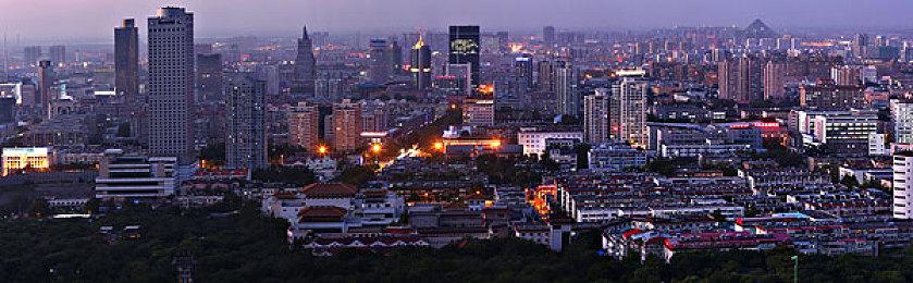 《小缇娜的奇幻之地》季票内容公布 联动《堡垒之夜》